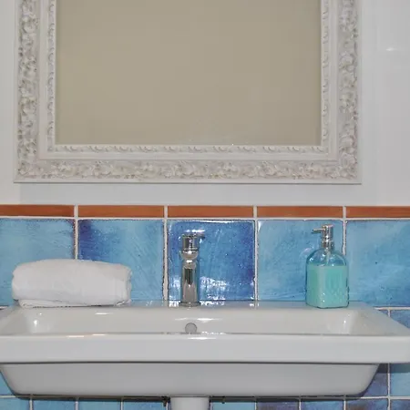 Casa Ono - Con 2 E 2 Bagni In Centro Abitato