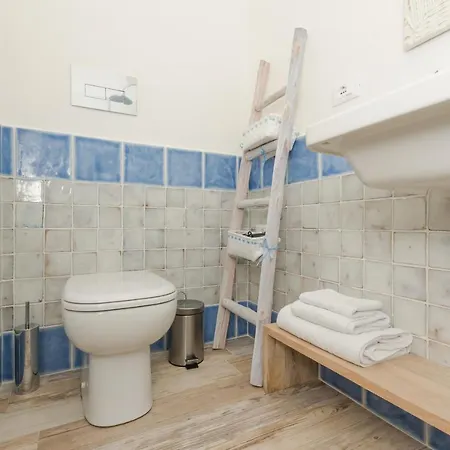 Casa Ono - Con 2 E 2 Bagni In Centro Abitato Orosei