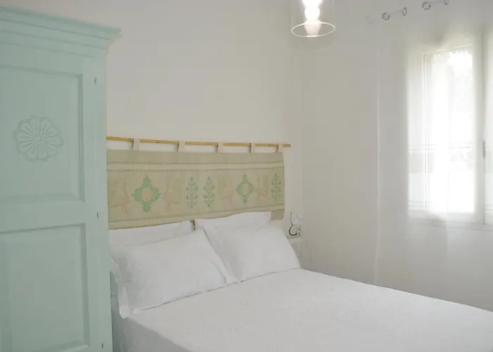 Casa Ono - Con 2 E 2 Bagni In Centro Abitato Orosei