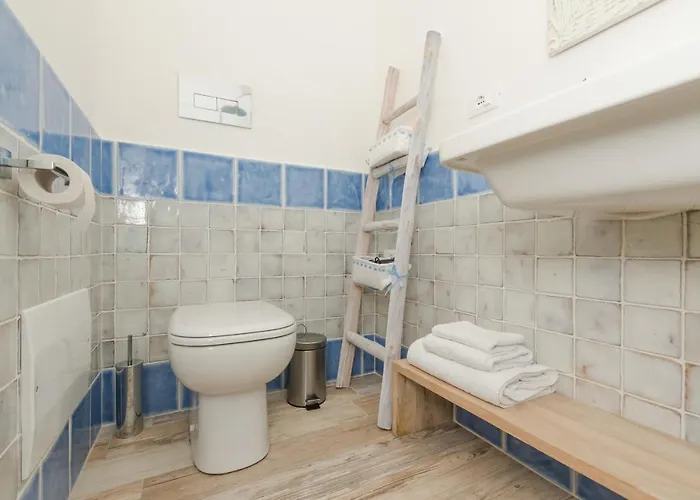 Casa Ono - Con 2 E 2 Bagni In Centro Abitato Orosei